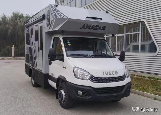 设计师开窍了！五款拓展机构玩出新花样的房车，你期待哪款上市？